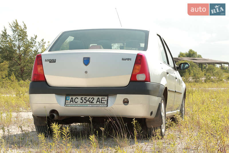Седан Dacia Logan 2006 в Луцке