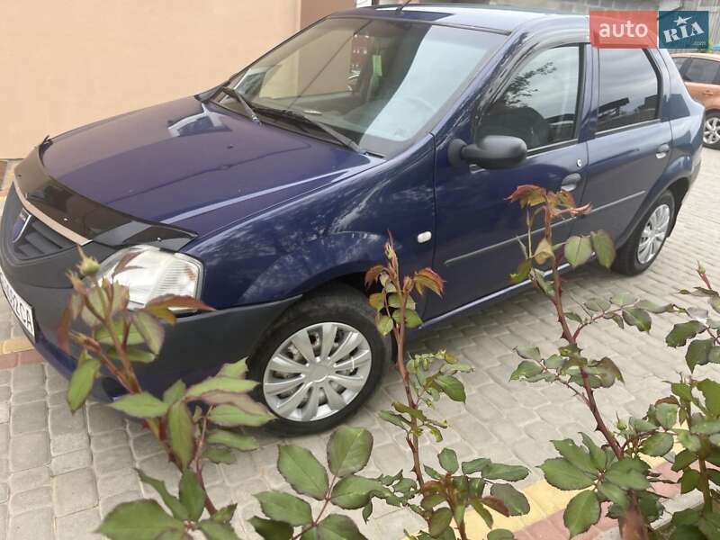 Седан Dacia Logan 2008 в Дубно