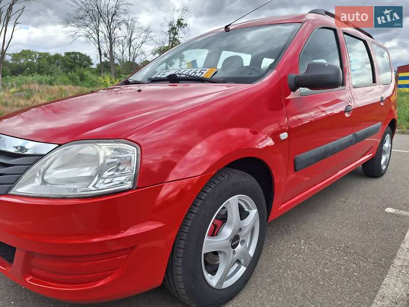 Седан Dacia Logan 2010 в Краматорске
