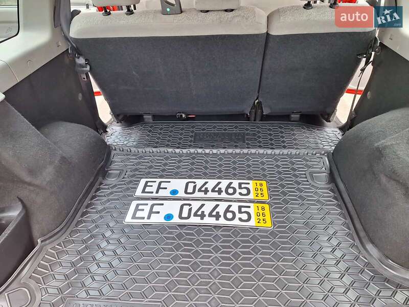 Седан Dacia Logan 2010 в Краматорске
