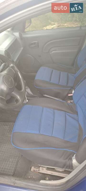 Седан Dacia Logan 2006 в Каменском