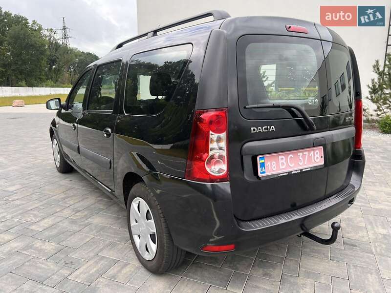 Седан Dacia Logan 2012 в Луцке