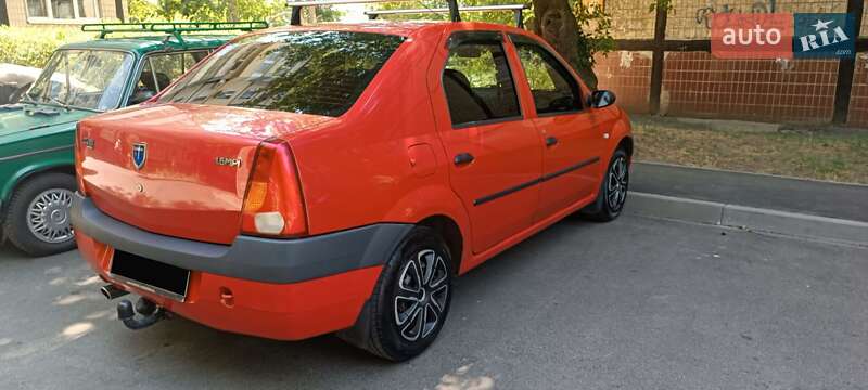 Седан Dacia Logan 2006 в Днепре