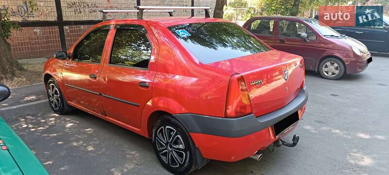Седан Dacia Logan 2006 в Днепре