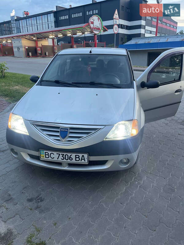Dacia Logan 2007