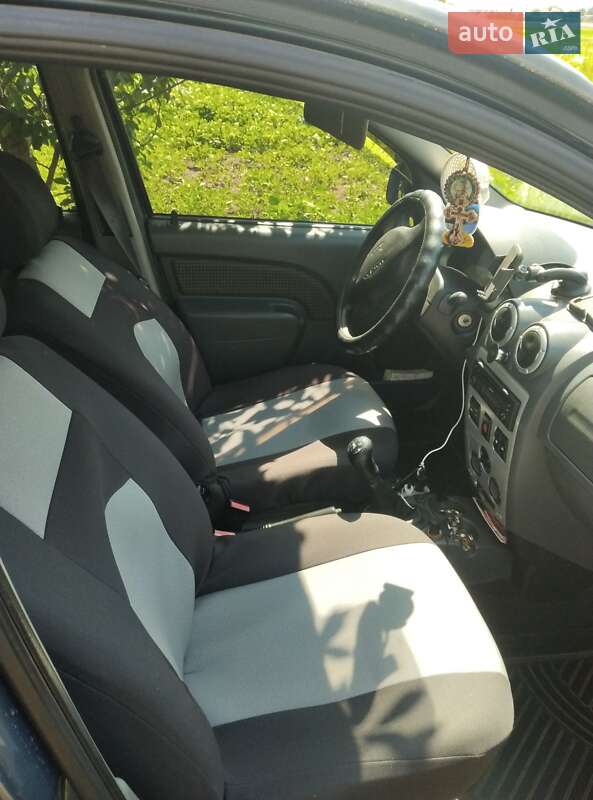 Седан Dacia Logan 2007 в Луцьку фото 23 Седан Dacia Logan 2007 в Луцьку