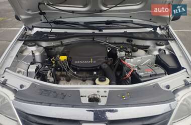 Седан Dacia Logan 2008 в 