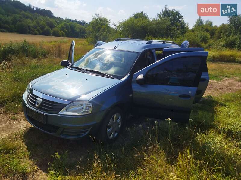 Седан Dacia Logan 2009 в Бершади