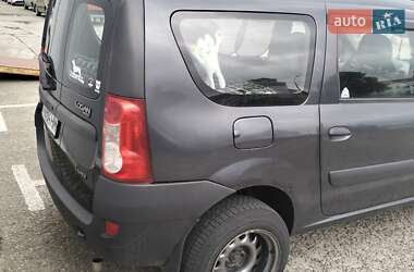 Седан Dacia Logan 2008 в Києві