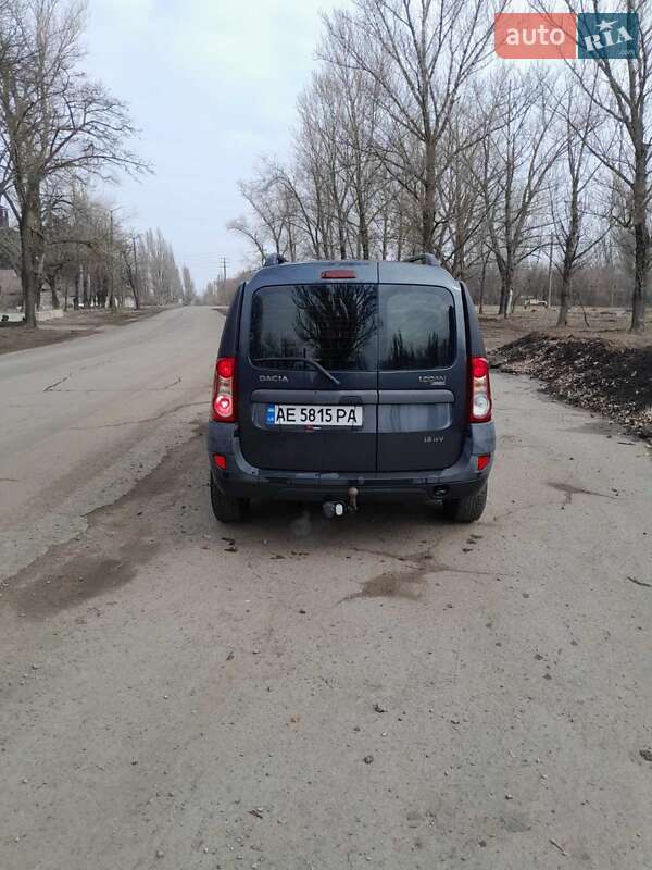 Седан Dacia Logan 2007 в Покрове