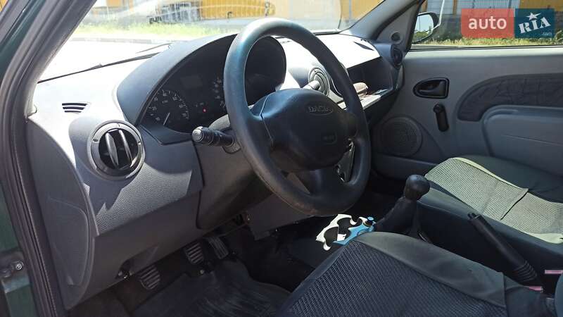 Седан Dacia Logan 2006 в Запорожье