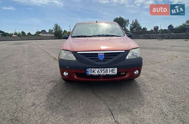 Седан Dacia Logan 2007 в Клевани