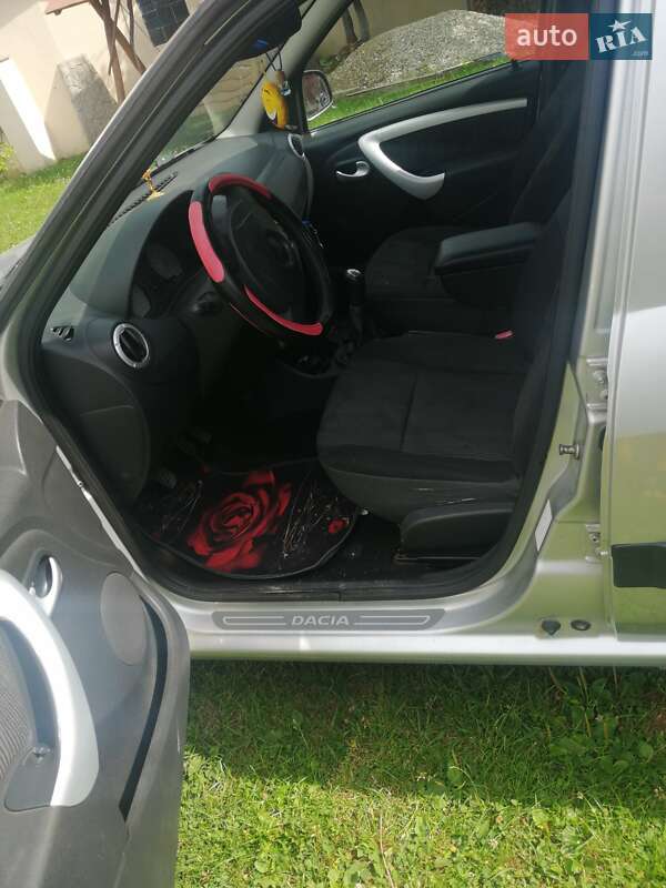 Седан Dacia Logan 2008 в Богородчанах фото 10 Седан Dacia Logan 2008 в Богородчанах