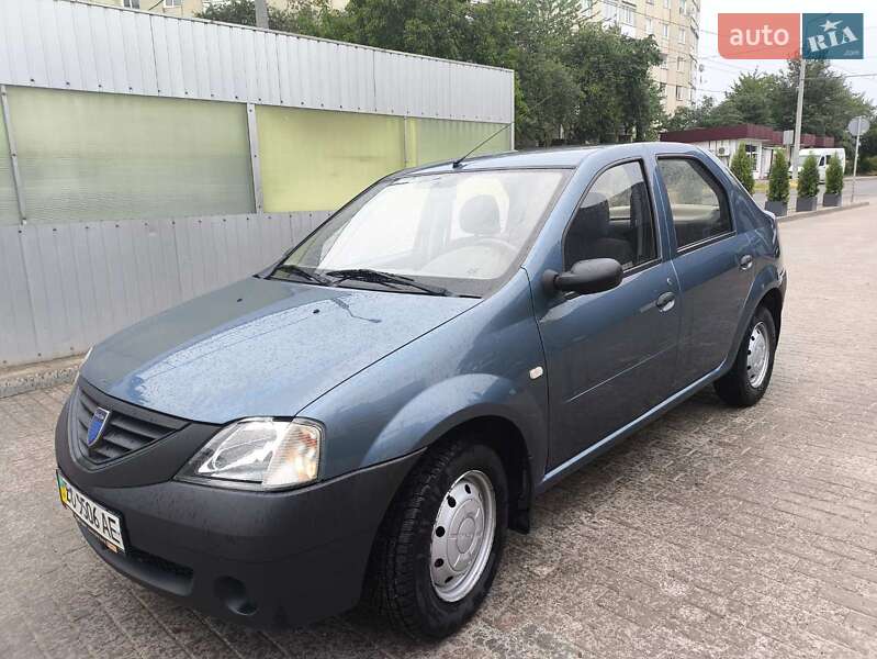Седан Dacia Logan 2006 в 