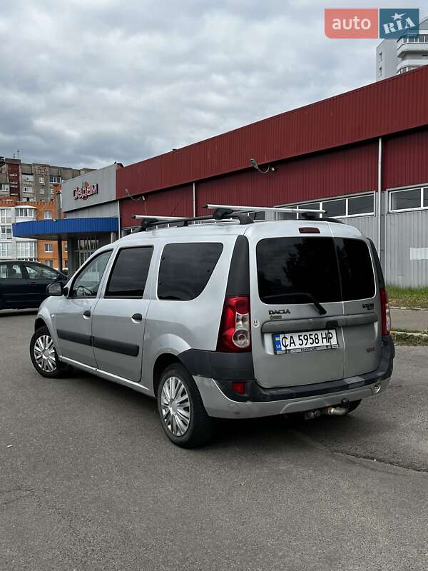 Седан Dacia Logan 2008 в Чернигове