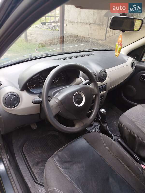 Седан Dacia Logan 2008 в Сваляве фото 14 Седан Dacia Logan 2008 в Сваляве