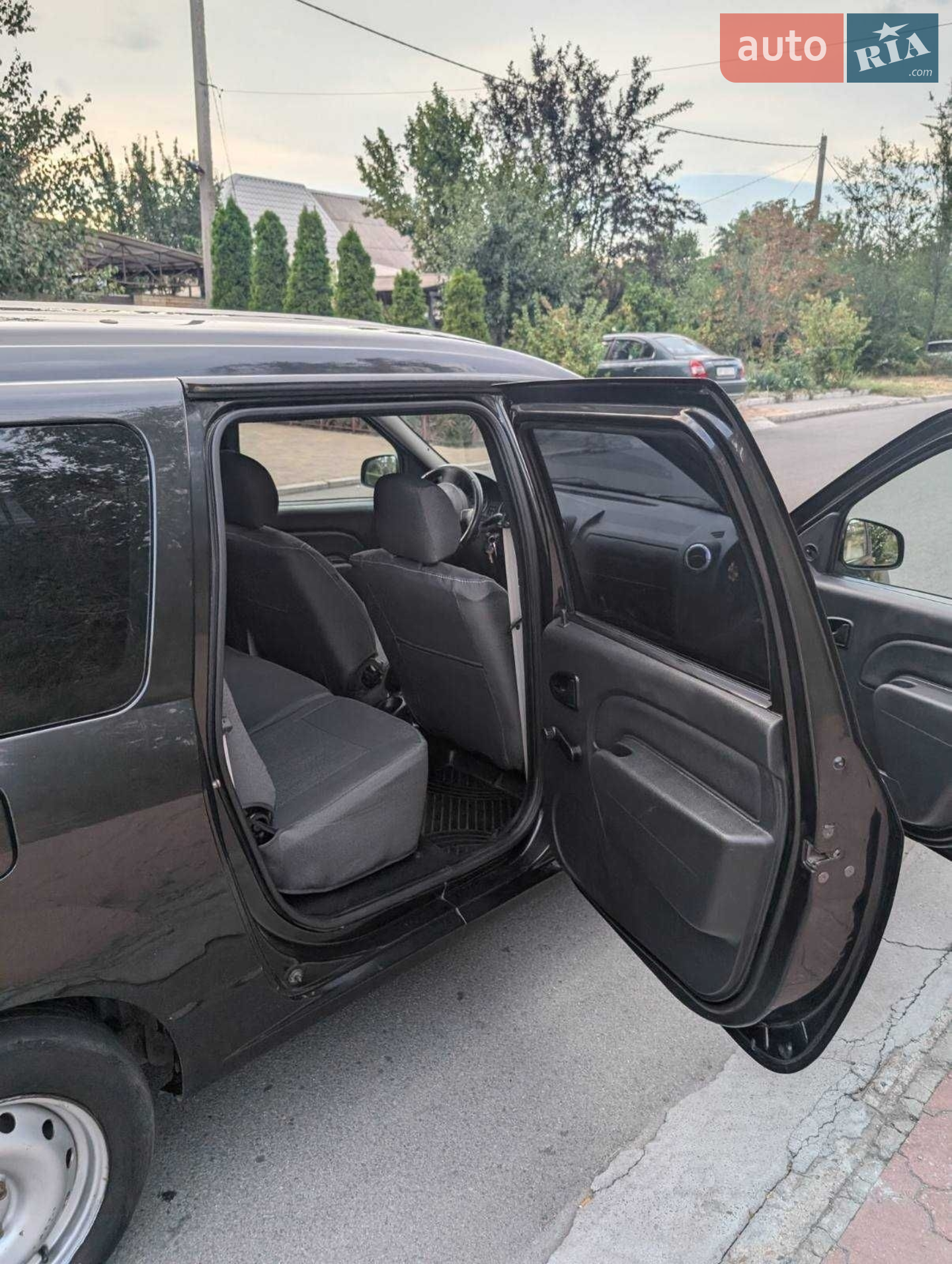 2011 Dacia Logan - мініатюра 13