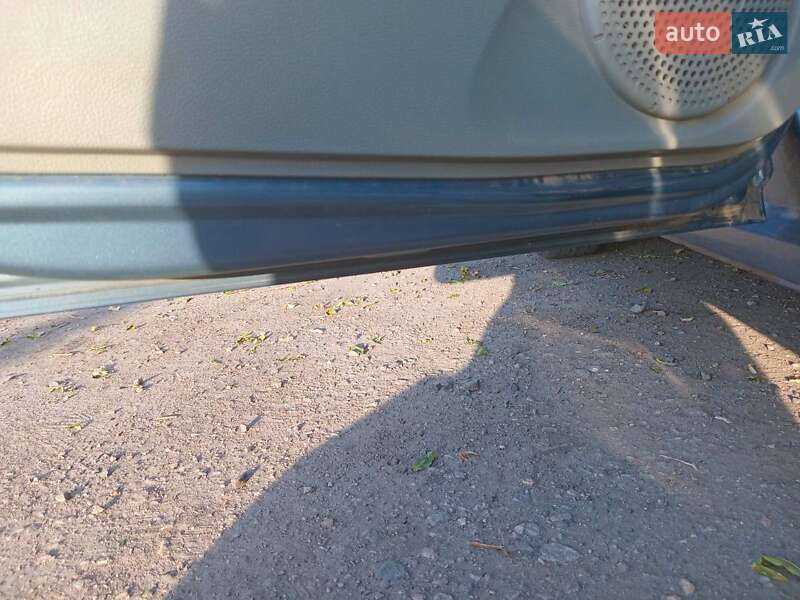 Седан Dacia Logan 2007 в Полтаве