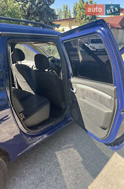 Седан Dacia Logan 2009 в Марганце