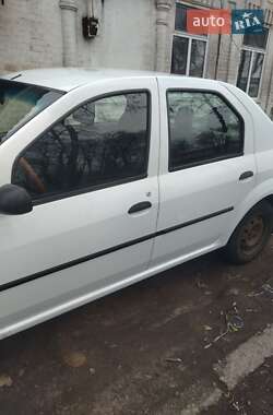 Седан Dacia Logan 2007 в Переяславе
