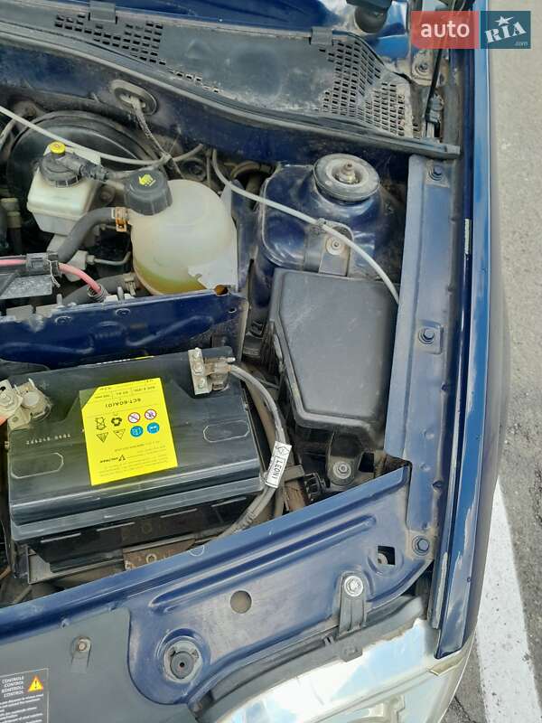 Седан Dacia Logan 2010 в Ивано-Франковске фото 12 Седан Dacia Logan 2010 в Ивано-Франковске