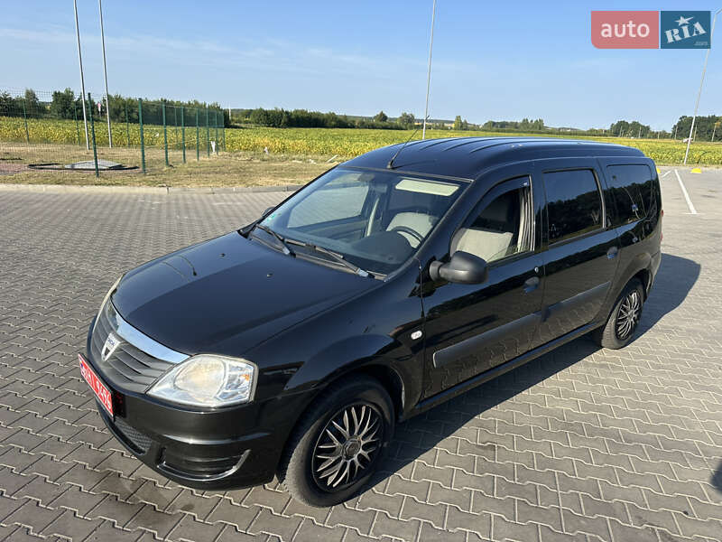 Седан Dacia Logan 2009 в 