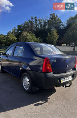 Седан Dacia Logan 2007 в Каневі
