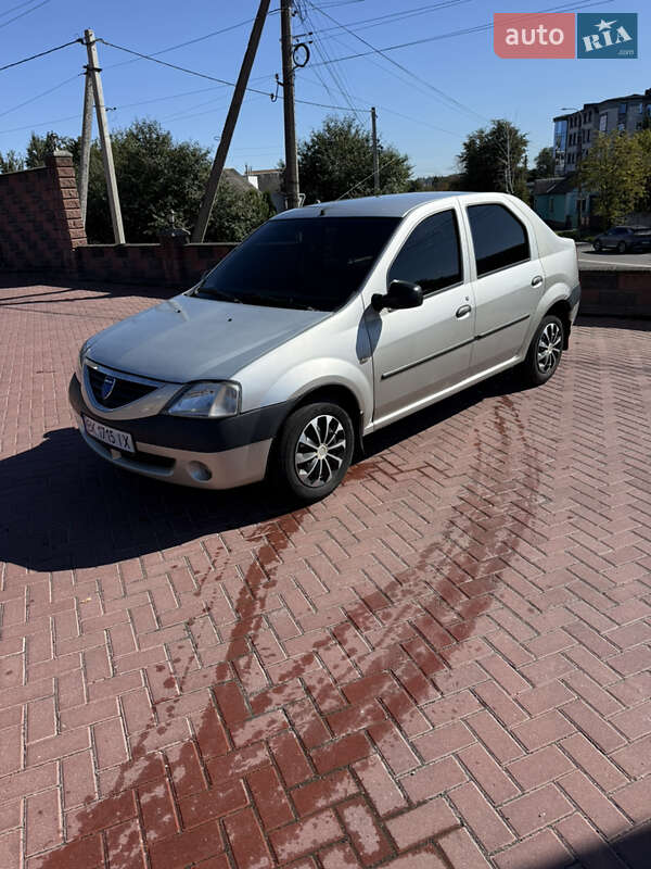 Седан Dacia Logan 2006 в Ровно