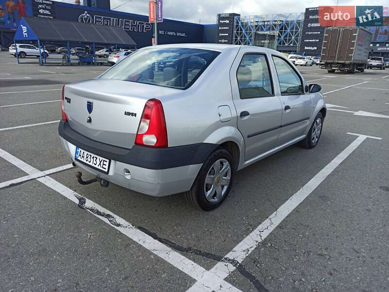 Седан Dacia Logan 2007 в Києві