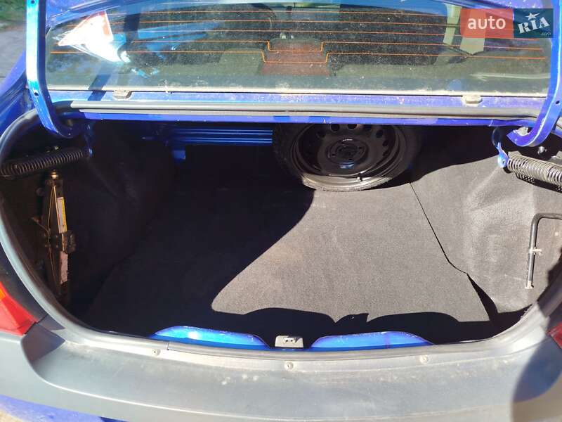 Седан Dacia Logan 2006 в Львове фото 12 Седан Dacia Logan 2006 в Львове