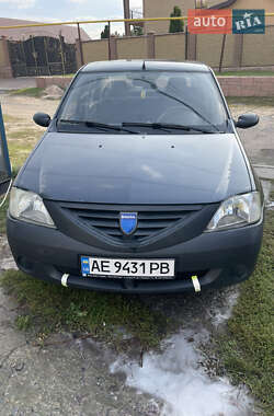 Седан Dacia Logan 2006 в Дніпрі
