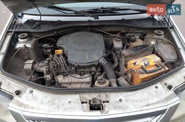 Седан Dacia Logan 2006 в 