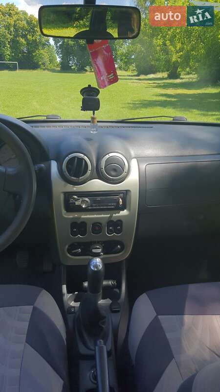 Универсал Dacia Logan 2011 в Ровно фото 3 Универсал Dacia Logan 2011 в Ровно