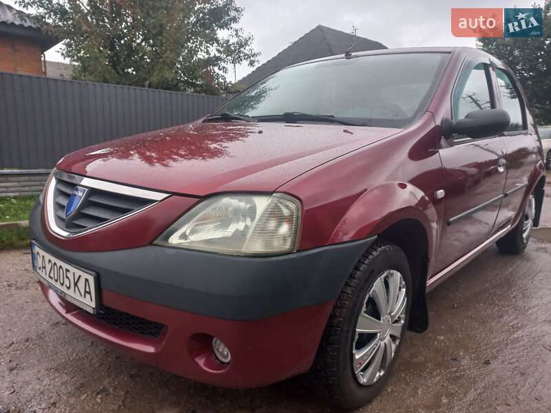 Dacia Logan 2005