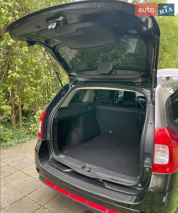 Седан Dacia Logan 2013 в Киеве