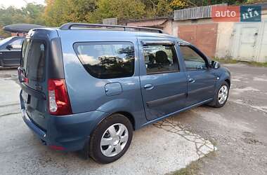 Седан Dacia Logan 2009 в 
