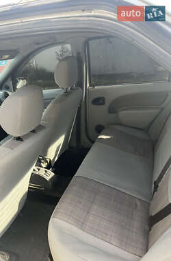 Седан Dacia Logan 2006 в 