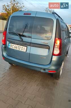 Седан Dacia Logan 2010 в 
