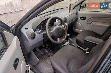 Седан Dacia Logan 2006 в  фото 9 Седан Dacia Logan 2006 в