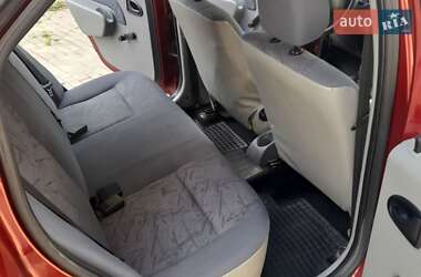 Седан Dacia Logan 2005 в 