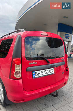 Седан Dacia Logan 2009 в 
