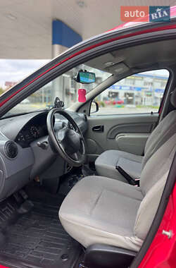 Седан Dacia Logan 2009 в 