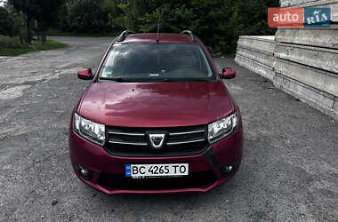 Седан Dacia Logan 2015 в Жовкве
