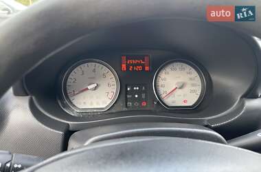 Седан Dacia Logan 2011 в 