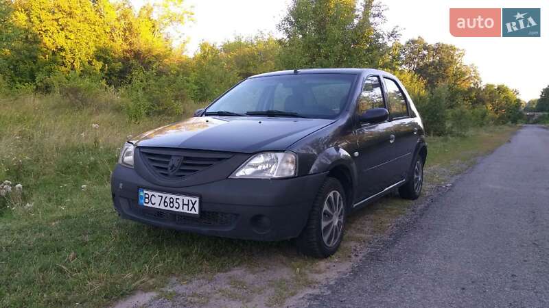 Седан Dacia Logan 2007 в Баре фото Седан Dacia Logan 2007 в Баре