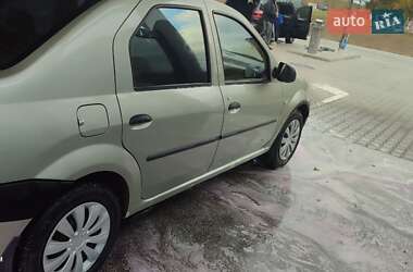 Седан Dacia Logan 2006 в 