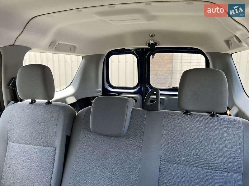 Седан Dacia Logan 2009 в Ахтырке