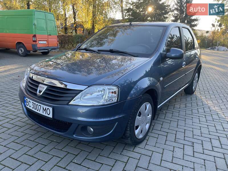 Седан Dacia Logan 2008 в Золочеві фото Седан Dacia Logan 2008 в Золочеві
