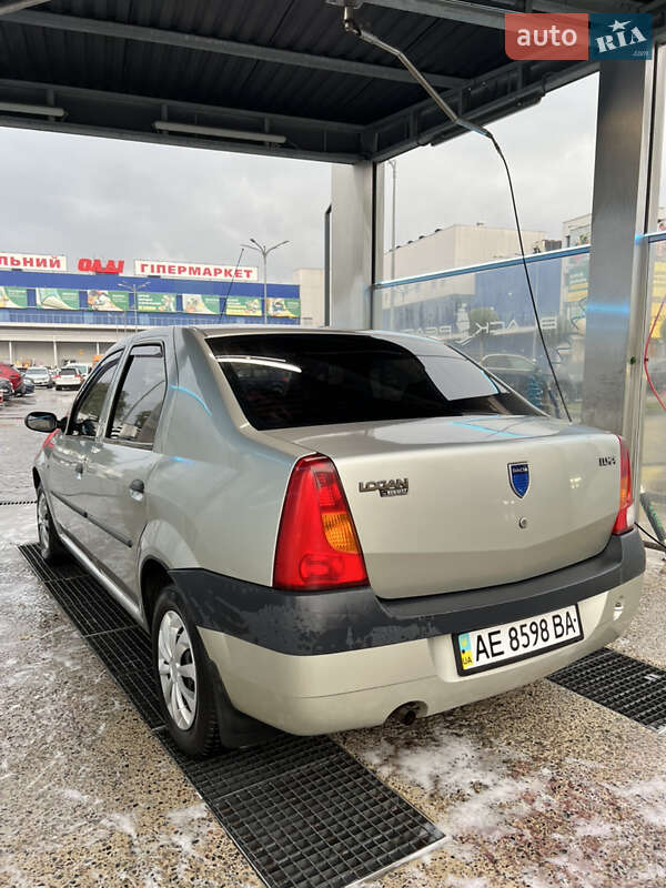 Седан Dacia Logan 2006 в Дніпрі фото 2 Седан Dacia Logan 2006 в Дніпрі