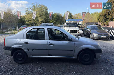 Седан Dacia Logan 2005 в 